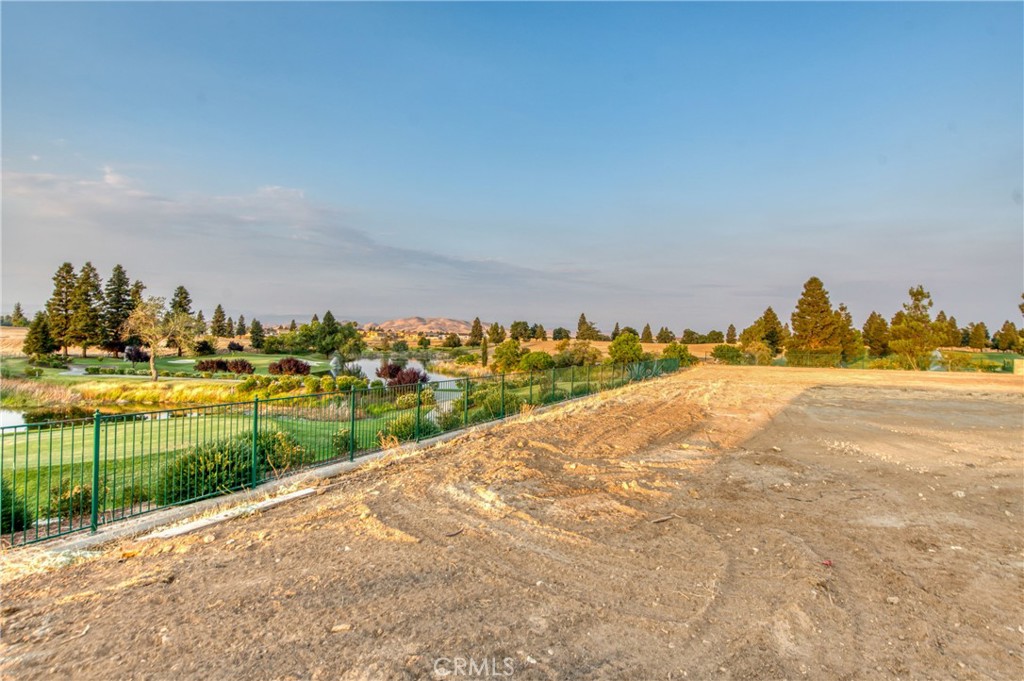 main property photo 16
