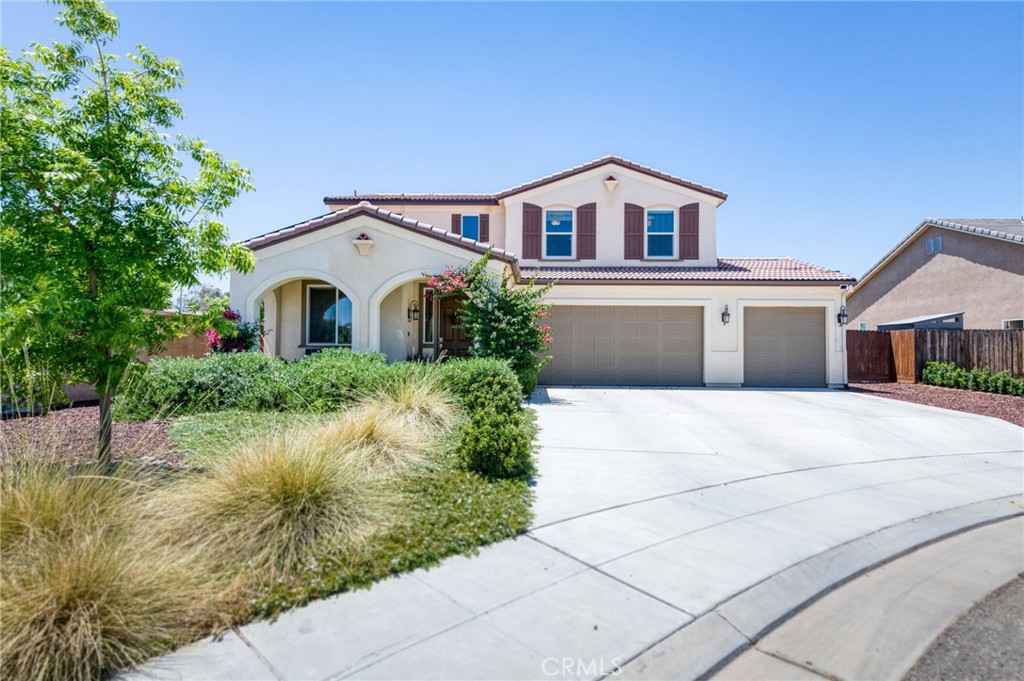 main property photo 4