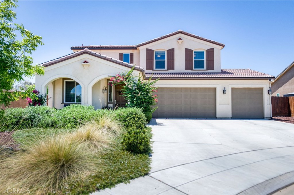 main property photo 5