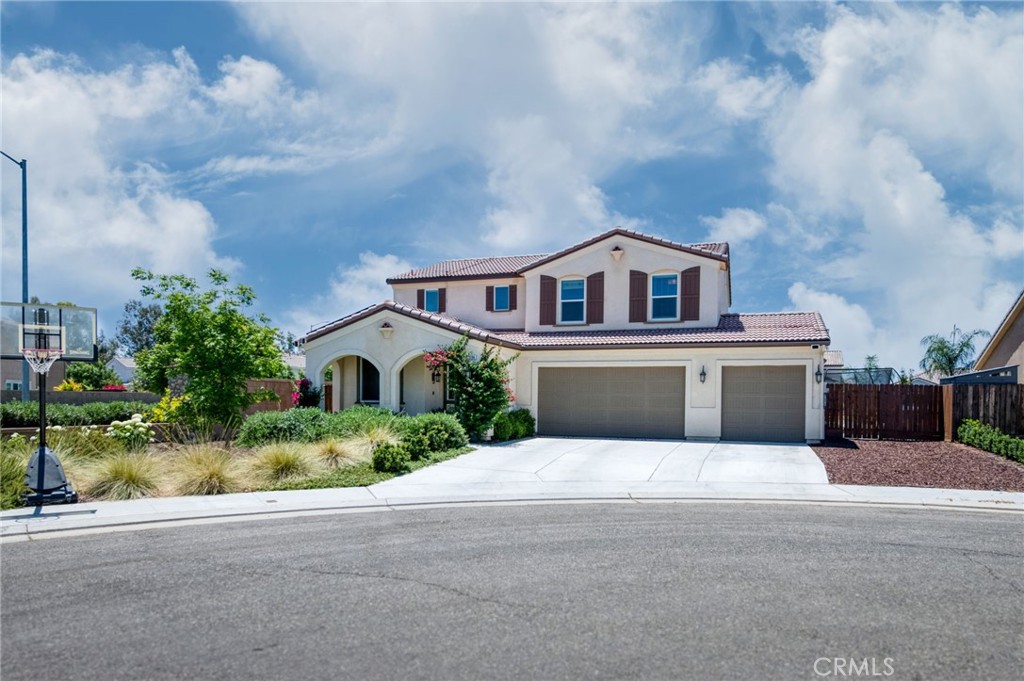 main property photo 6