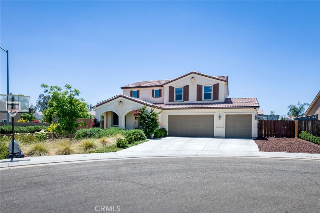 main property photo 7