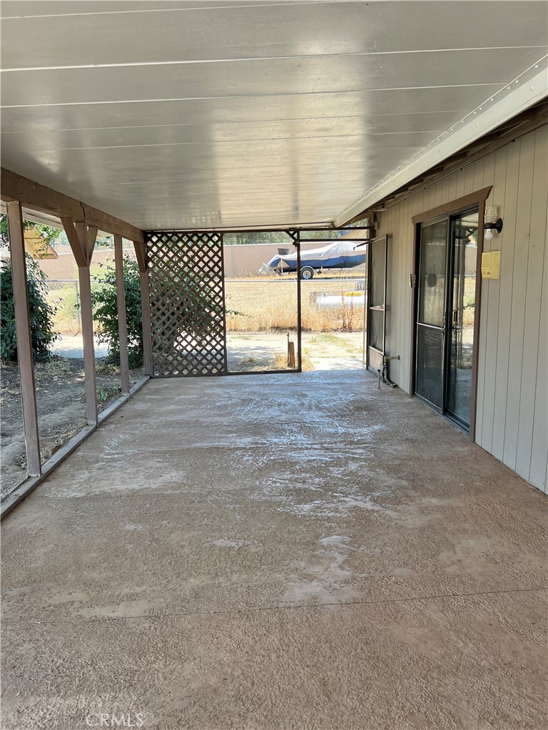 main property photo 13