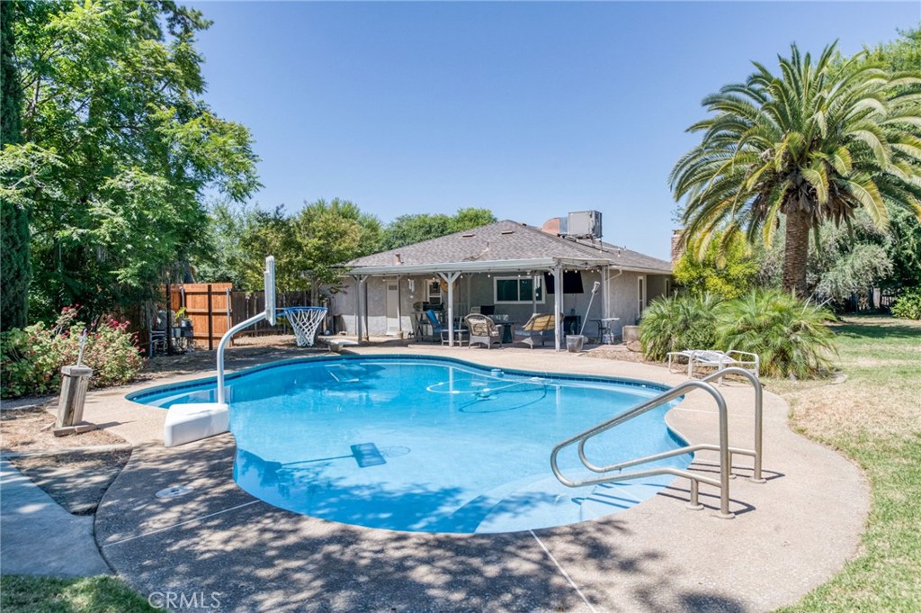 main property photo 47