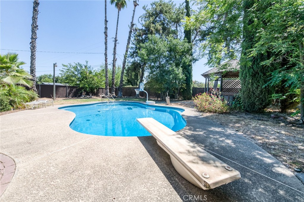 main property photo 49