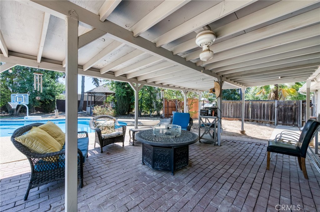 main property photo 50