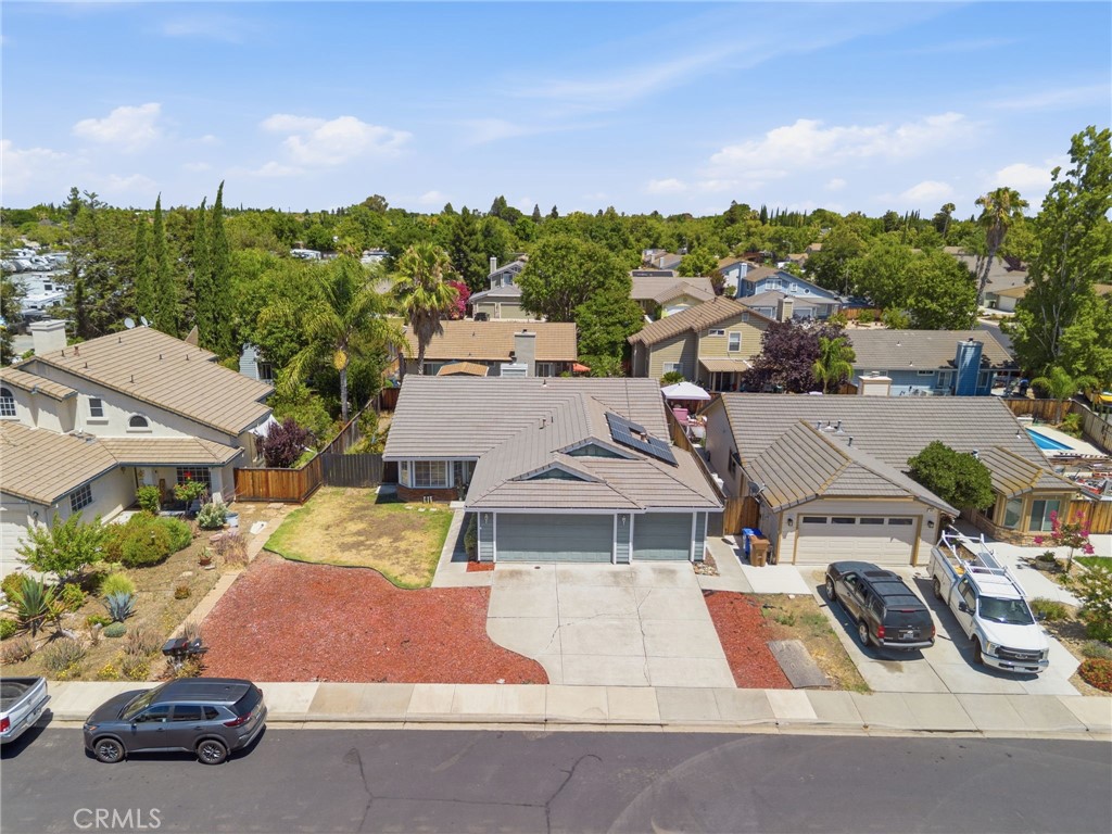 main property photo 25