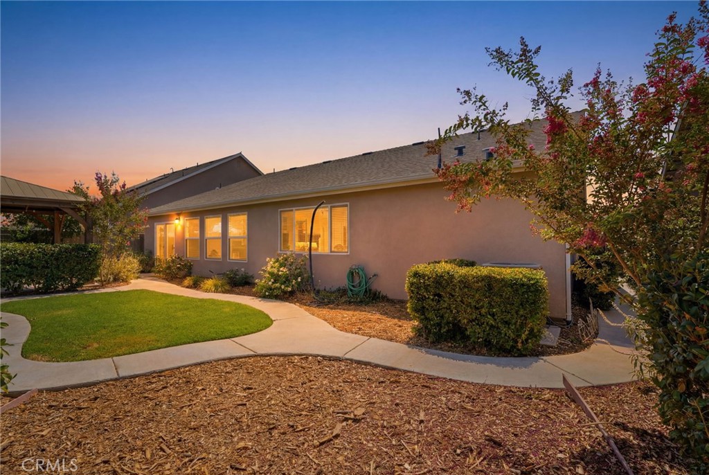main property photo 40