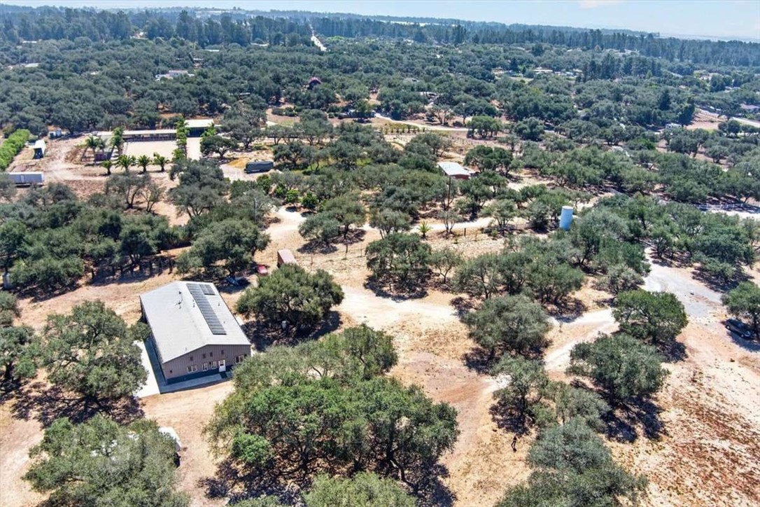 main property photo 74