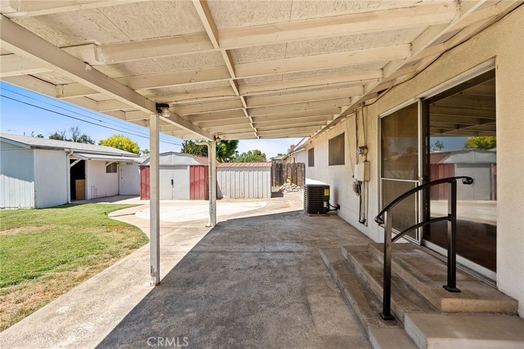 main property photo 36