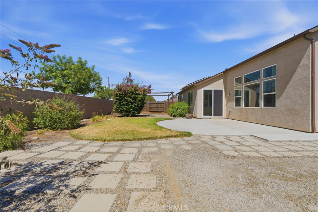 main property photo 42