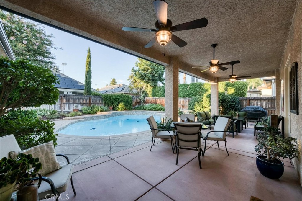 main property photo 50