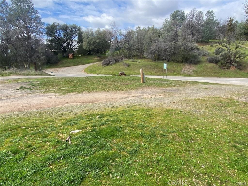 main property photo 9