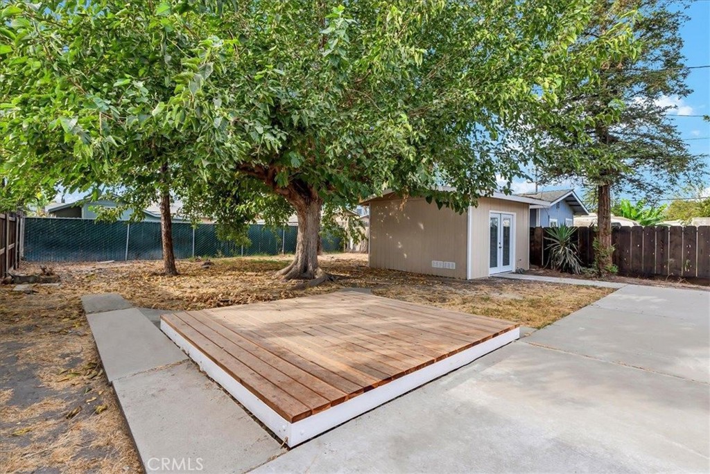 main property photo 25