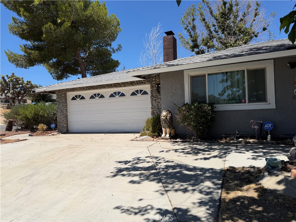 main property photo 13