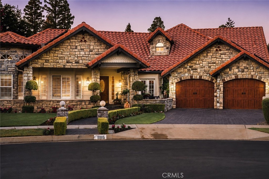 main property photo 2