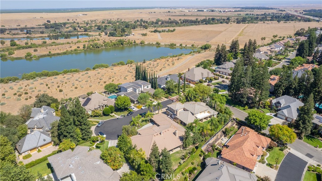 main property photo 49