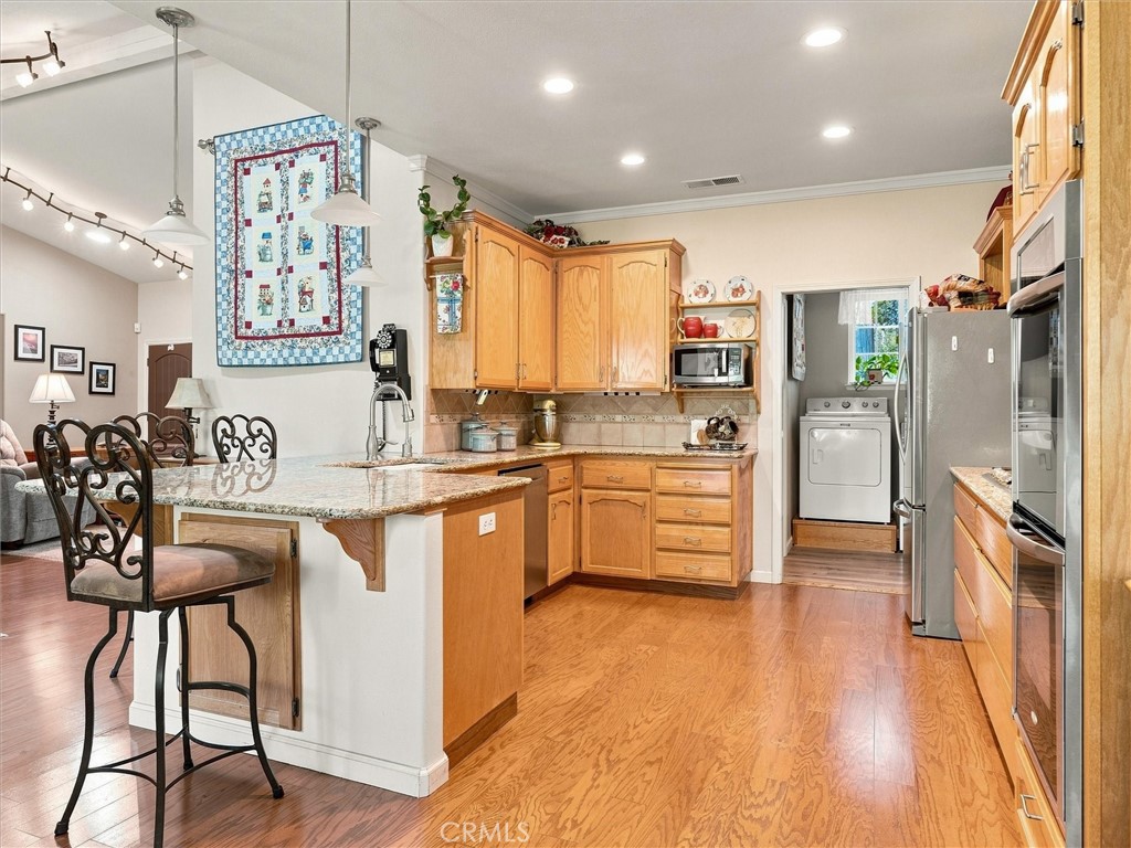 main property photo 22