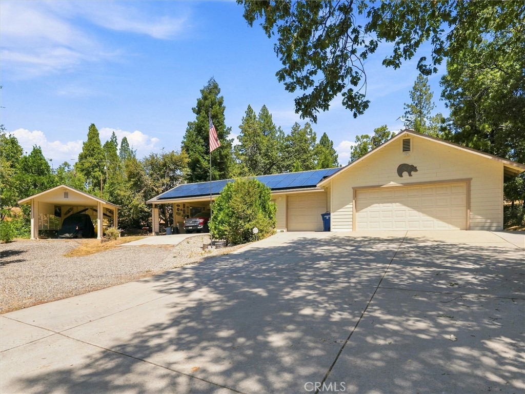main property photo 42