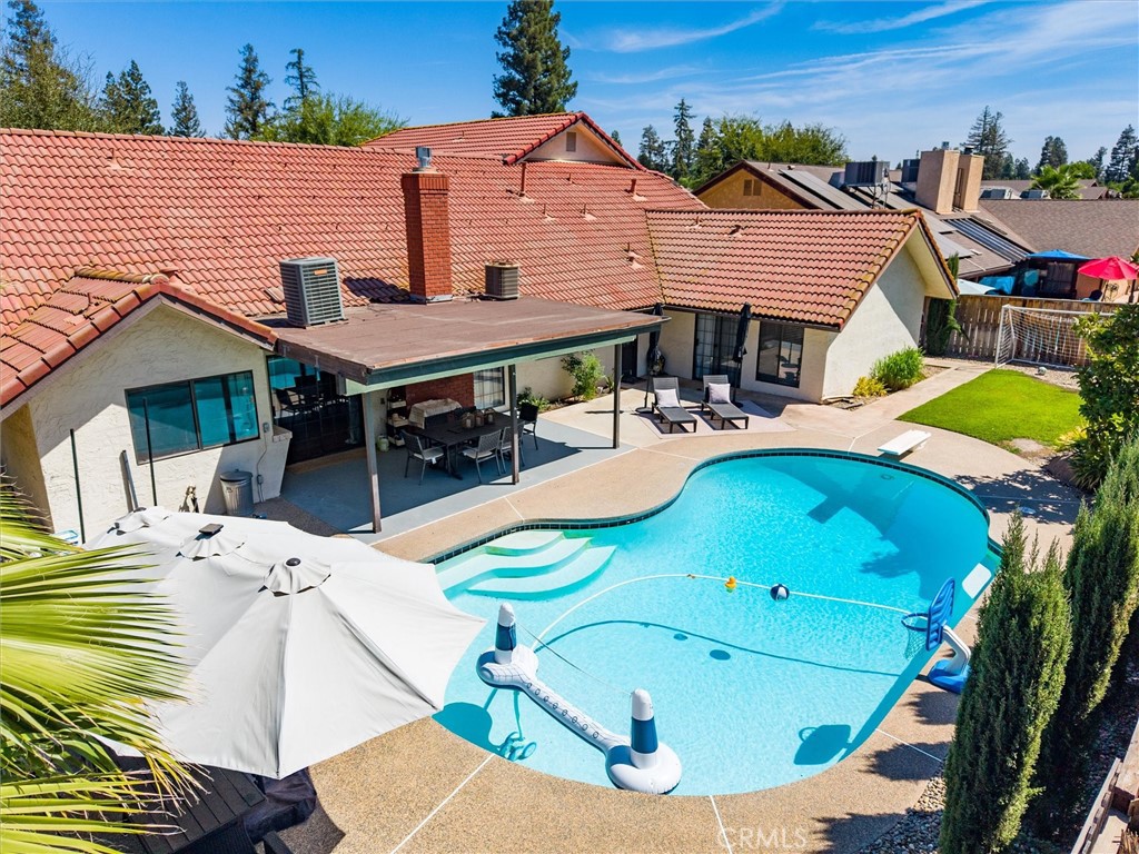 main property photo 51