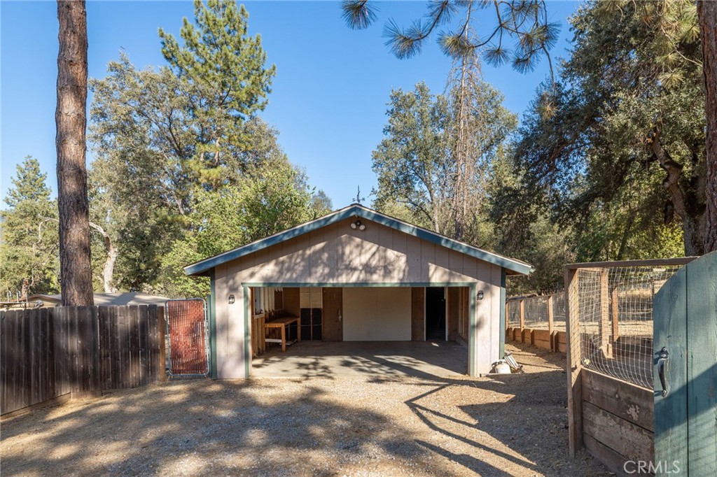 main property photo 44