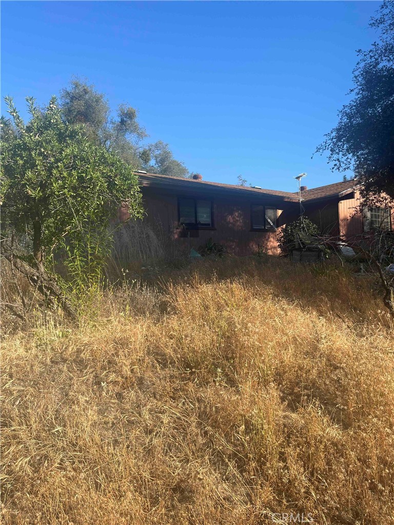 main property photo 9