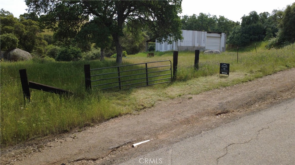 main property photo 14