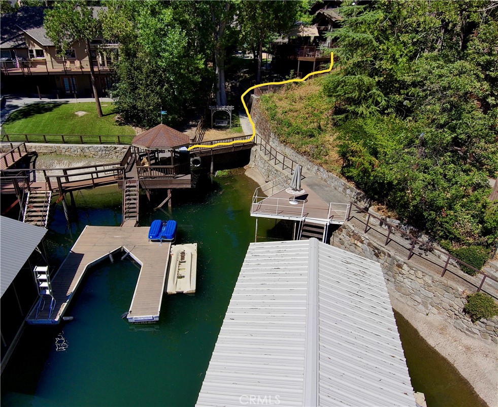 main property photo 41