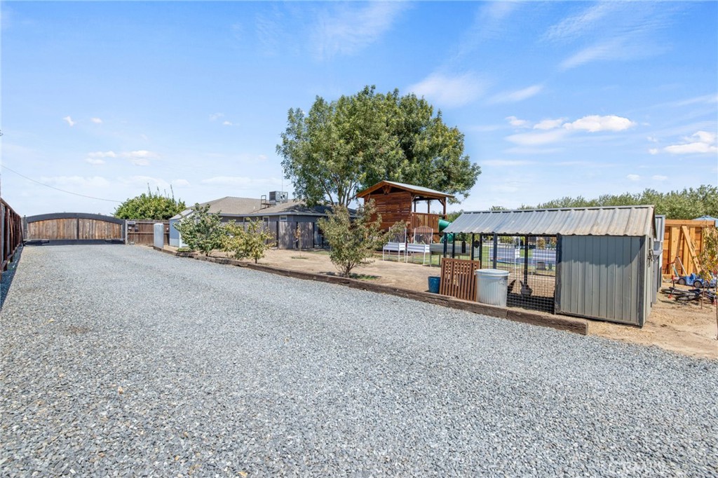 main property photo 47
