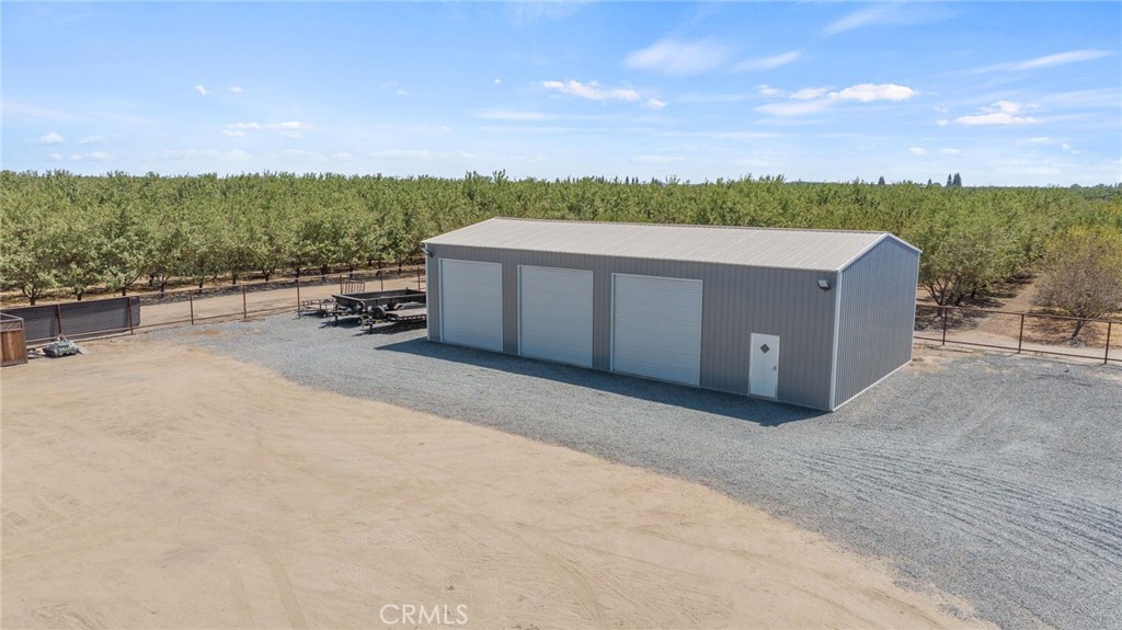 main property photo 50