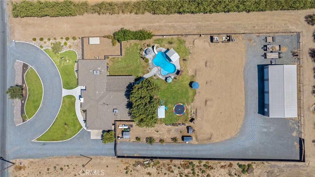 main property photo 59