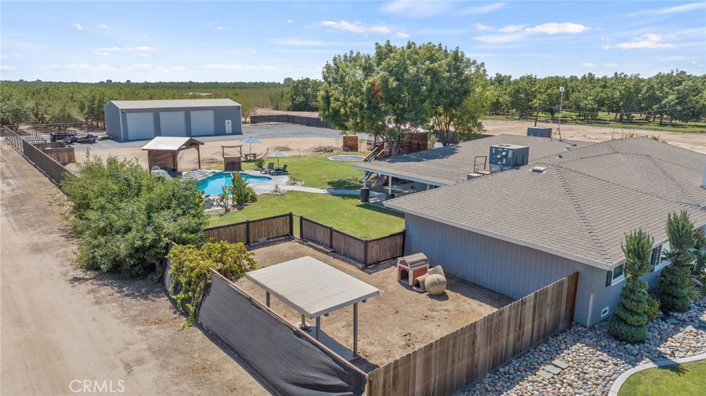 main property photo 61