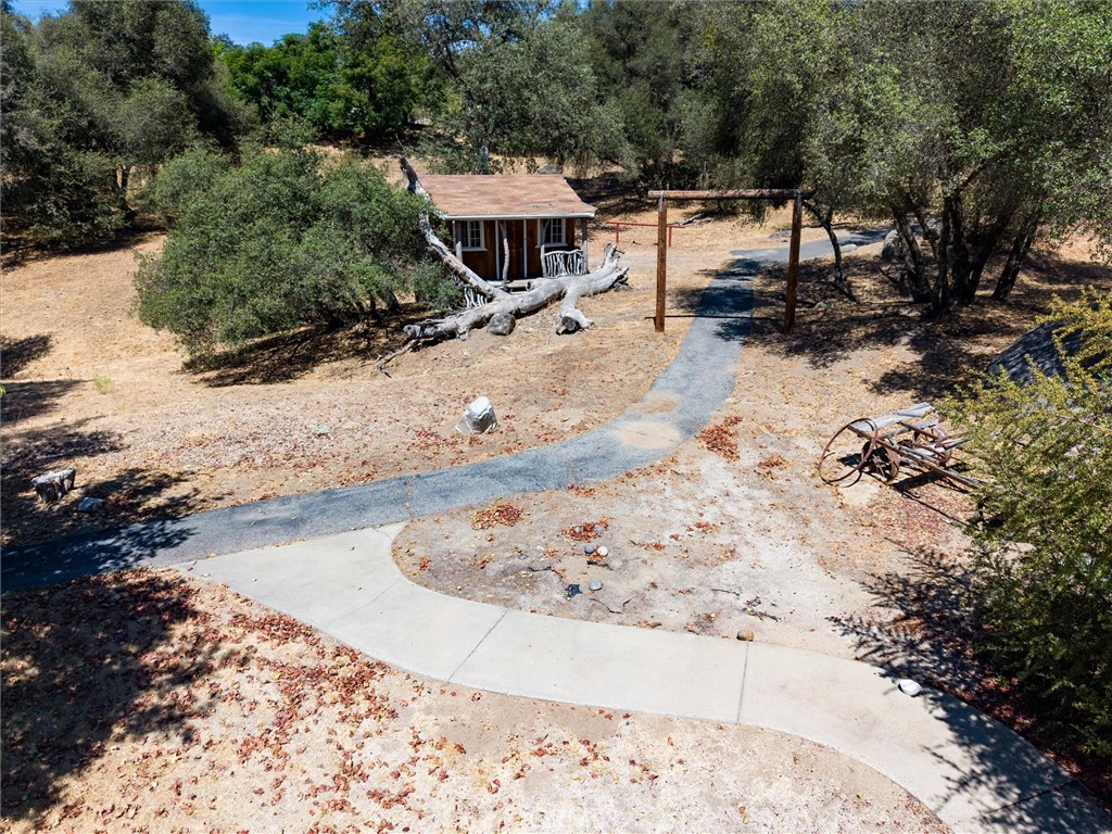 main property photo 45