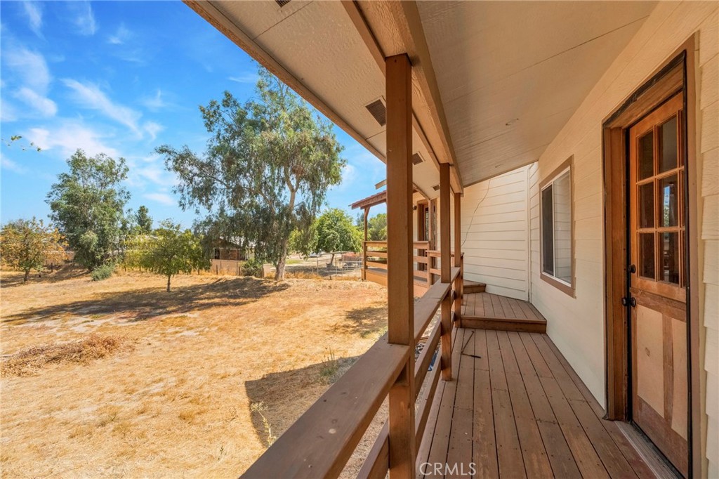 main property photo 39