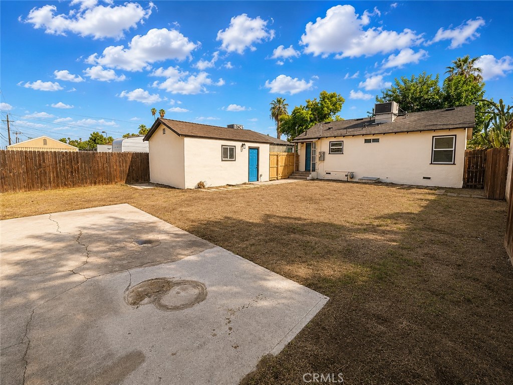 main property photo 17