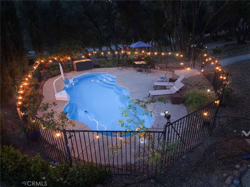 main property photo 33
