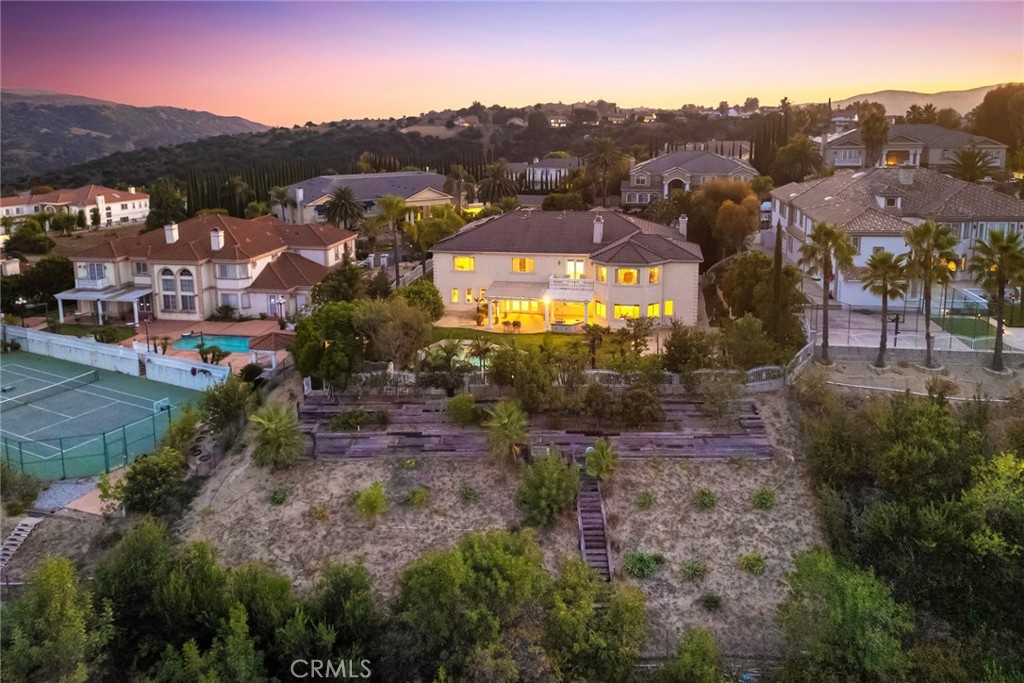 main property photo 11
