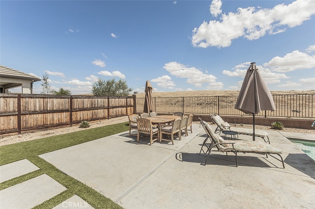 main property photo 51