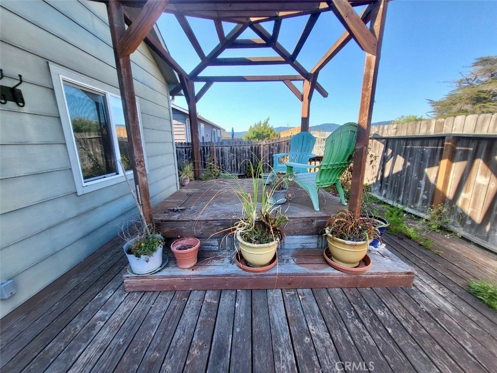 main property photo 32