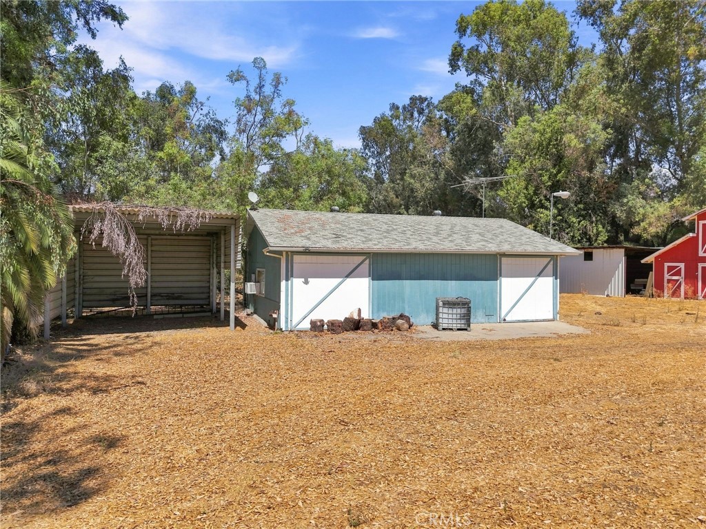 main property photo 12