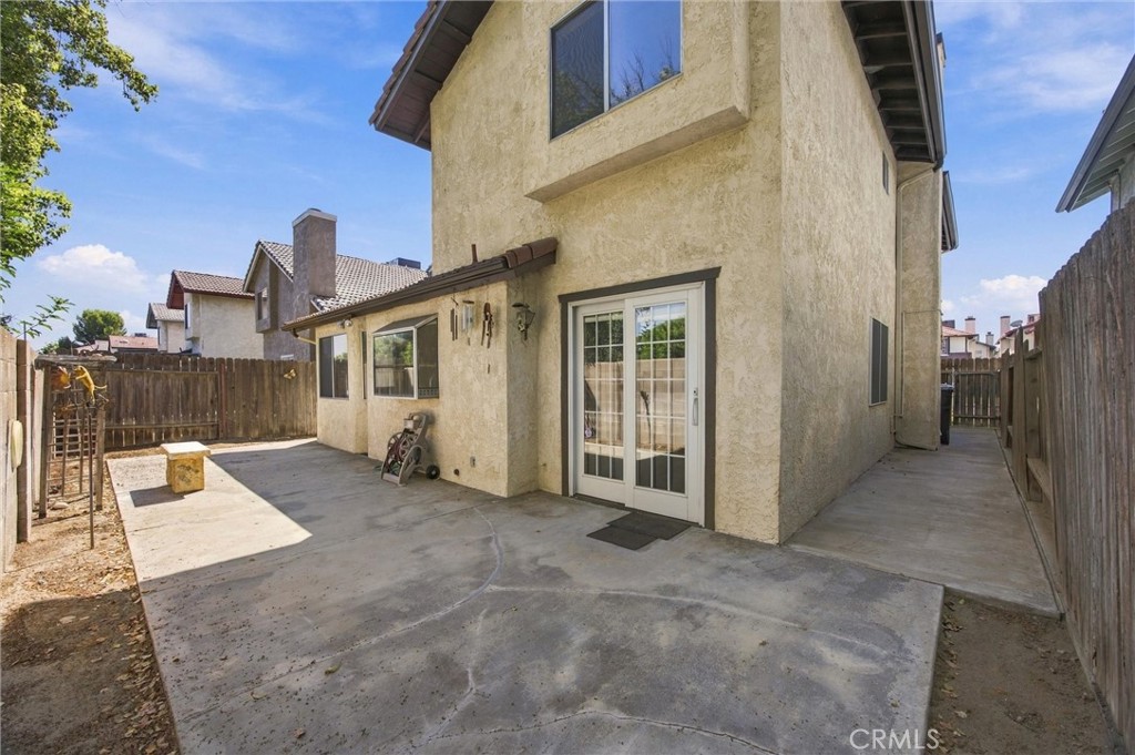 main property photo 40