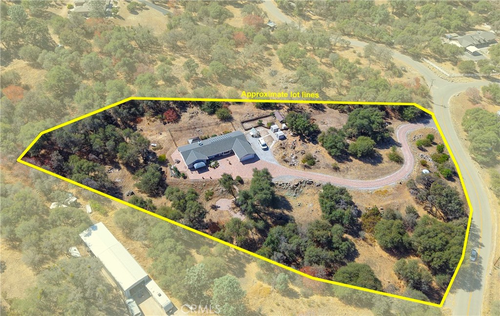 main property photo 10