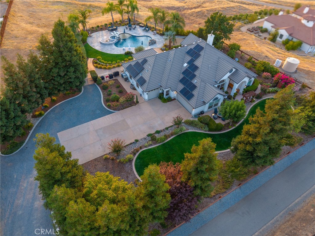 main property photo 47