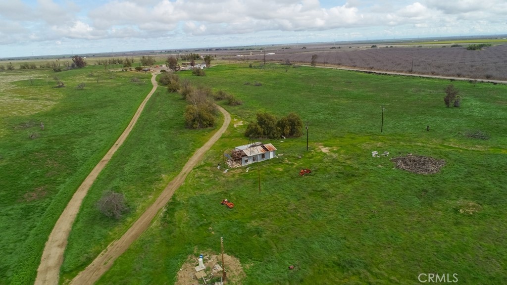 main property photo 16
