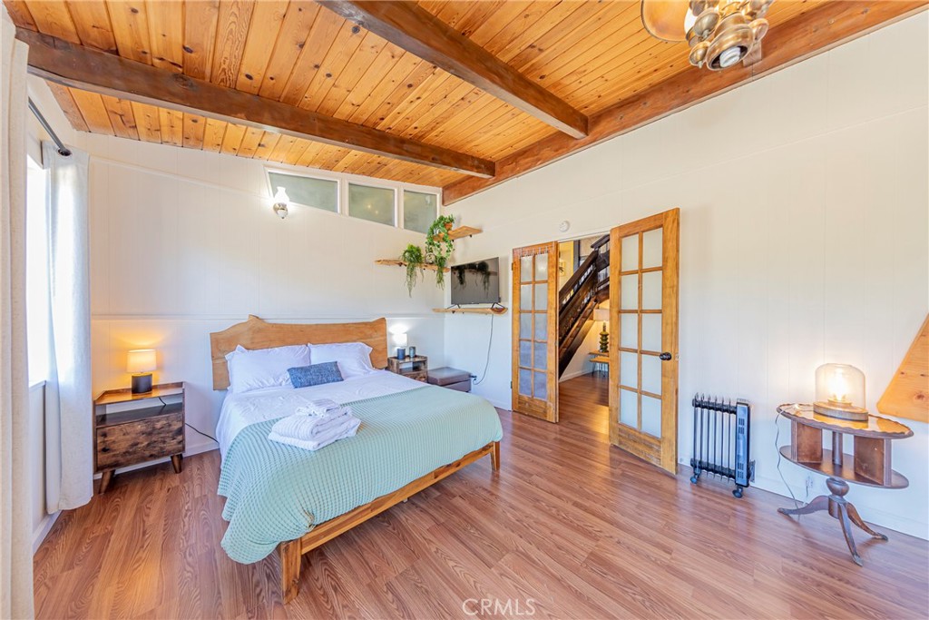main property photo 40