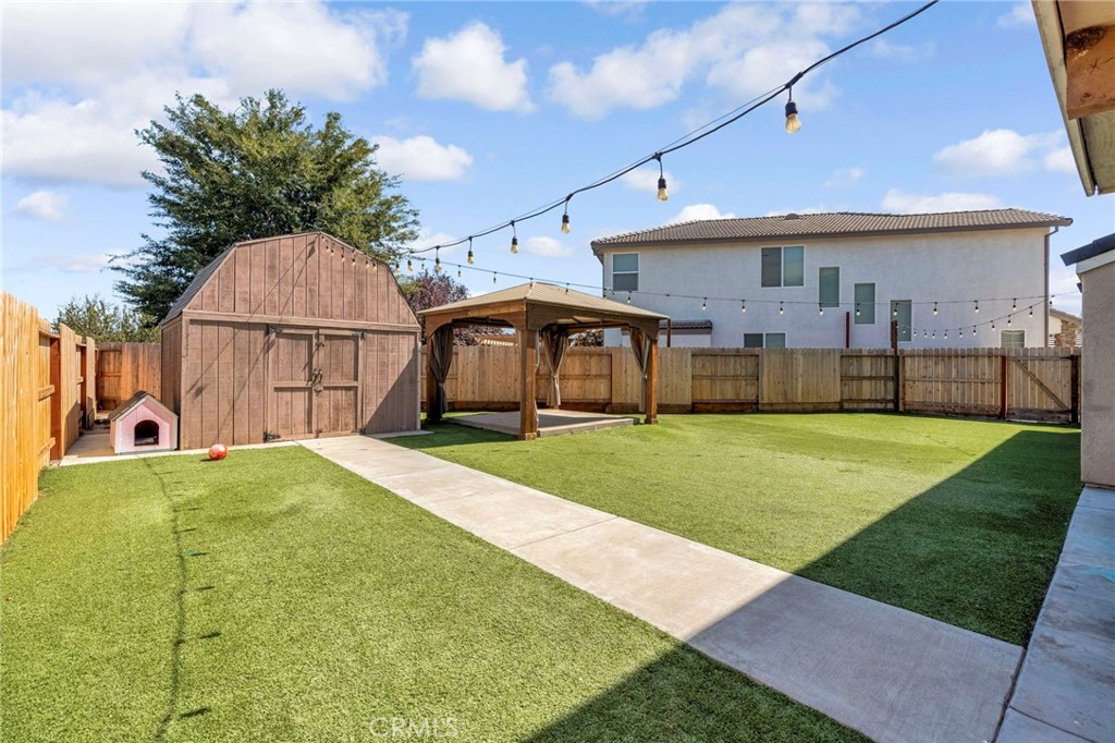 main property photo 41
