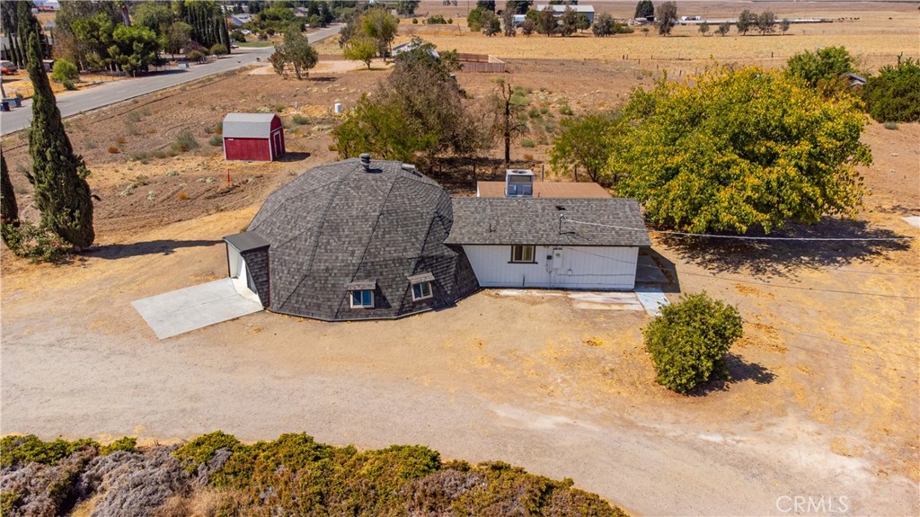 main property photo 36