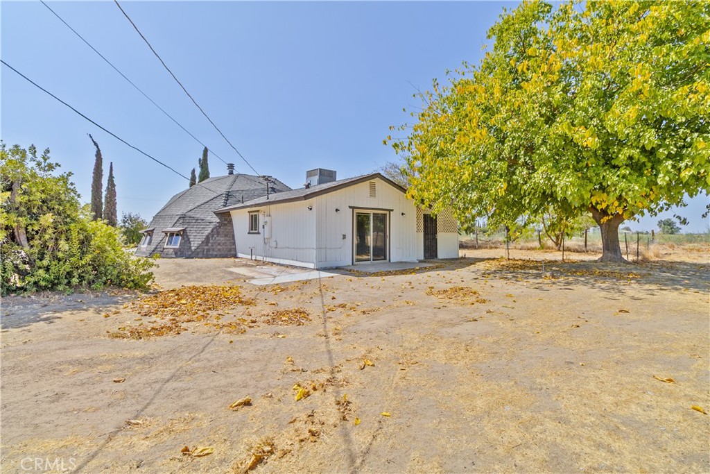 main property photo 45