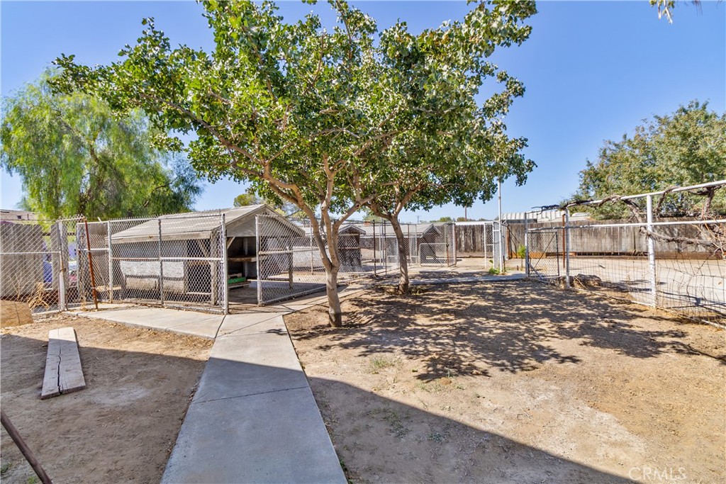 main property photo 29