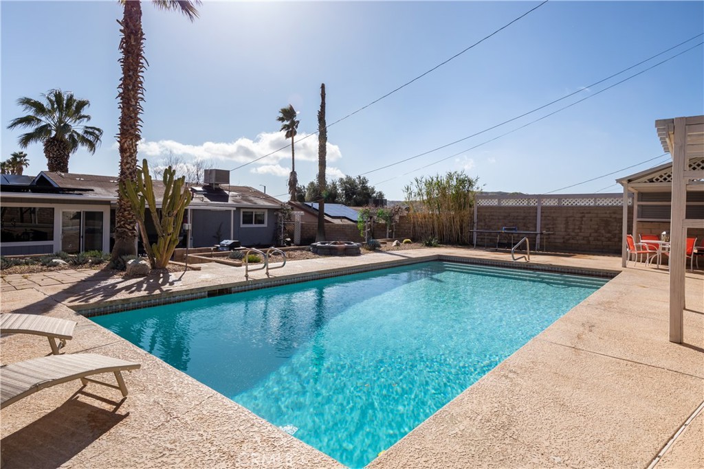 main property photo 45