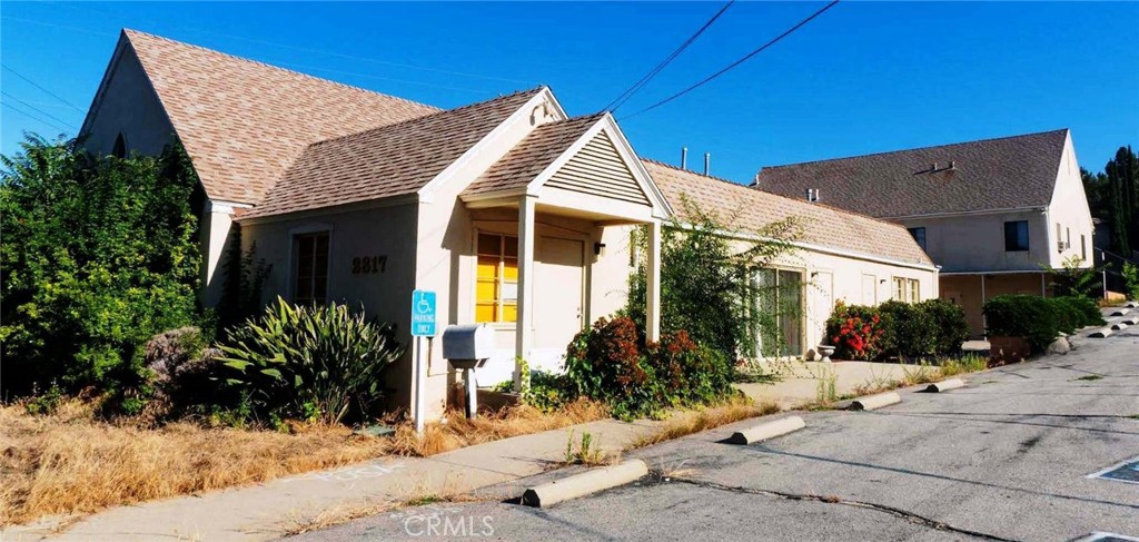 main property photo 5
